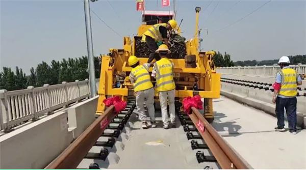 郑济高铁路基沉降观测