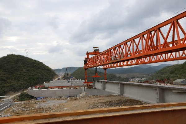 贵黄高速边坡锚索预应力监测